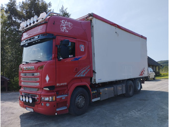 شاحنة قلاب SCANIA