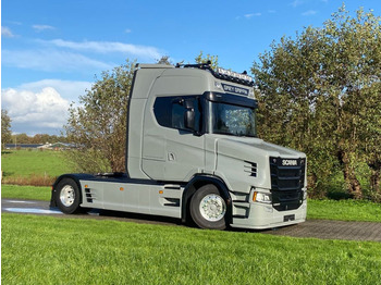 وحدة جر Scania 530ST V8 NGS | VLASTUIN " GREY GRIFFIN " | FULL AIR | REATRDER | NEW: صورة 1