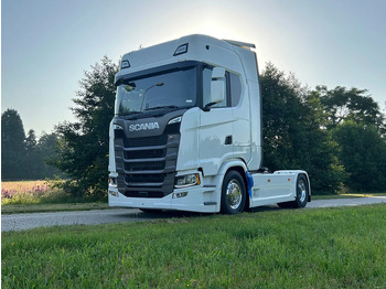 وحدة جر SCANIA S 500