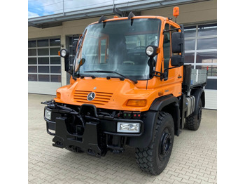 آلية المنفعة/ مركبة خاصة UNIMOG U500