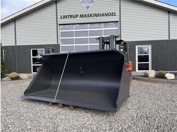 اللودر بعجل VOLVO