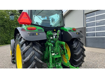 جرار John Deere 6135R Krybegear, frontlift, TLS Affjedret foraksel: صورة 3