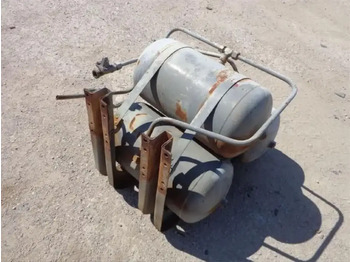 أجزاء الفرامل - شاحنة Volvo Airtanks From Volvo F88-F89: صورة 4