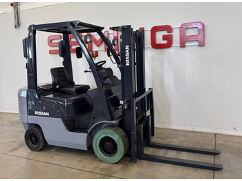 رافعة شوكية NISSAN