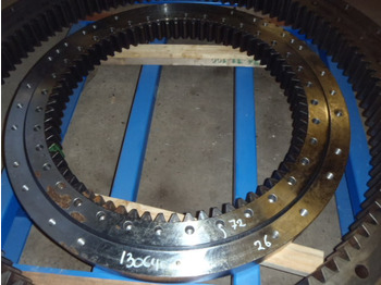 محمل الدوران CASE