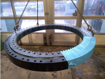 محمل الدوران CASE