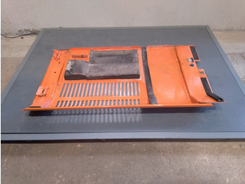 باب و قطع الغيار - آلات البناء Hitachi ZX350-5B -: صورة 3
