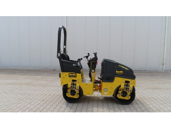 مدحلة اسفلت BOMAG