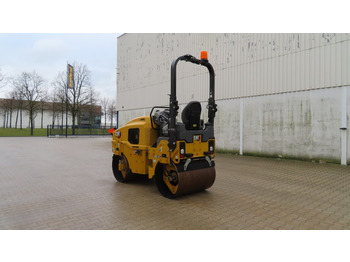 مدحلة اسفلت Caterpillar CB 2.5 GC: صورة 4