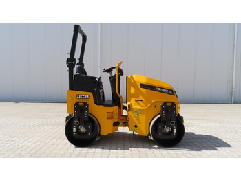 مدحلة اسفلت JCB CT260-120