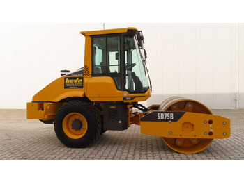 مدحلة ضاغطة VOLVO SD75B