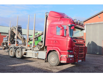 شاحنة قطع الأشجار SCANIA R 580