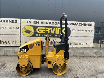 مدحلة اسفلت CATERPILLAR CB14