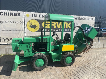 حفارة الخنادق DITCH WITCH