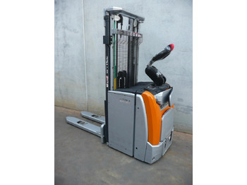 آلة التكديس STILL