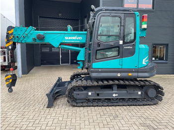 رافعة مجنزرة SUNWARD