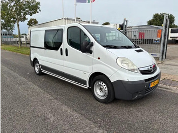 فان المدمجة OPEL Vivaro