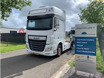 وحدة جر DAF XF 440