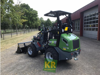 جديدة لودر مفصلي صغير Giant G2200E: صورة 5