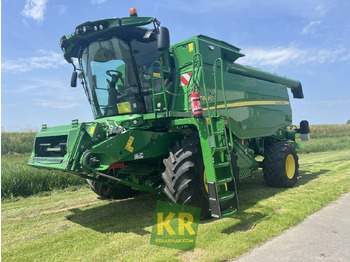 حصادة موحَّدة JOHN DEERE T660