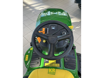 جزازة أعشاب الحدائق JOHN DEERE