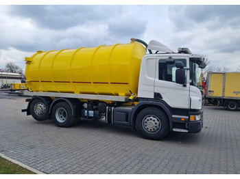شاحنة النفايات SCANIA P 360