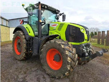 جرار CLAAS Axion 800