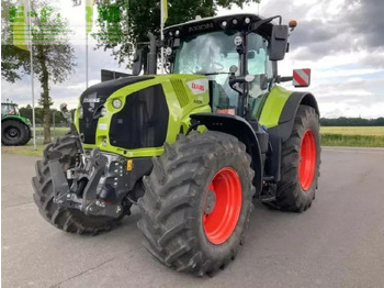 جرار CLAAS Axion 810