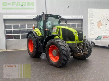 جرار CLAAS Axion 930