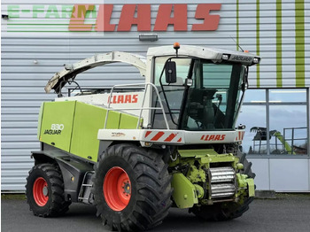 حصادة الأعلاف CLAAS Jaguar