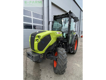 جرار CLAAS Nexos