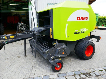 مكبس البالات المستطيله CLAAS
