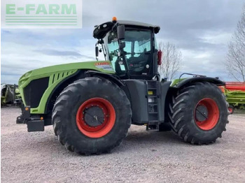 جرار CLAAS Xerion 4000
