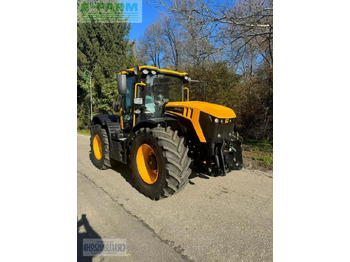 جرار JCB Fastrac 4220