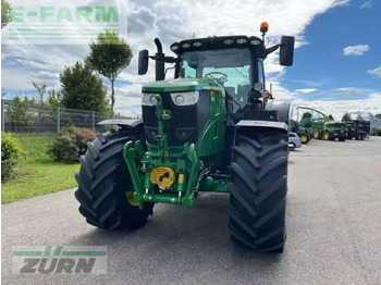 جرار John Deere 6r215: صورة 3