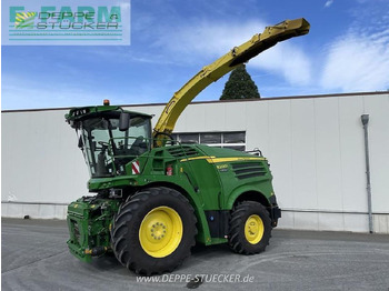 حصادة الأعلاف JOHN DEERE 8200