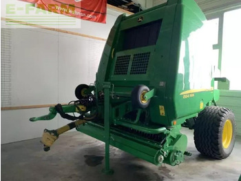 مكبس البالات المستطيله JOHN DEERE