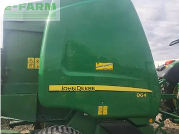 مكبس البالات المستطيله JOHN DEERE