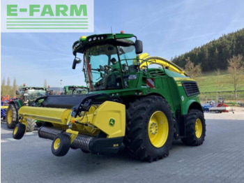 حصادة الأعلاف JOHN DEERE