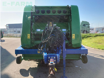 مكبس البالات المستطيله John Deere 960: صورة 3 مكبس البالات المستطيله John Deere 960: صورة 3