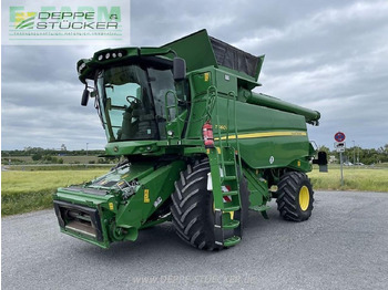 حصادة موحَّدة JOHN DEERE T560