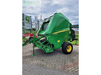مكبس البالات المستطيله JOHN DEERE