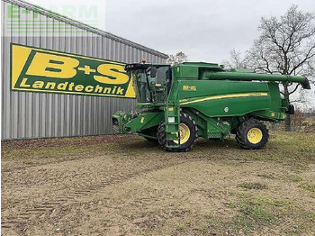 حصادة موحَّدة JOHN DEERE W660