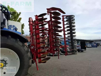 معدات حرث التربة KVERNELAND