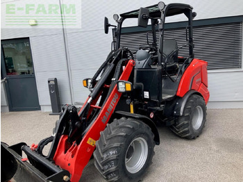 حفارة مُصَّغرة MANITOU