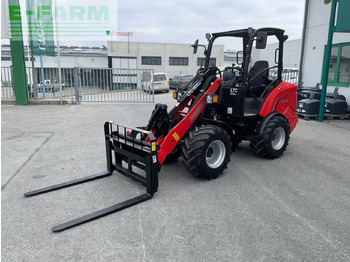 حفارة مُصَّغرة MANITOU