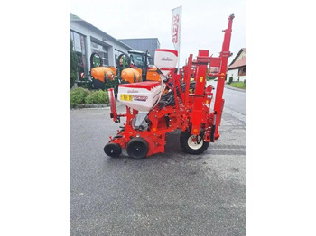 آلة نثر البذور الدقيقة Mustang magica 6-reihige isotronic einzelkornsämaschine: صورة 3 آلة نثر البذور الدقيقة Mustang magica 6-reihige isotronic einzelkornsämaschine: صورة 3