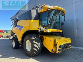 حصادة موحَّدة NEW HOLLAND CR9070