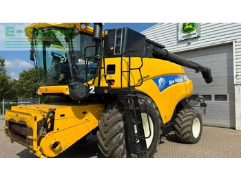 حصادة موحَّدة NEW HOLLAND CR9090