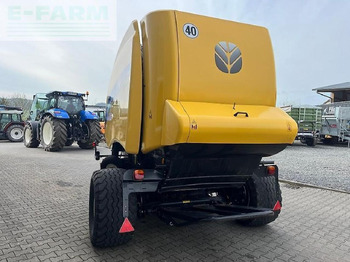 مكبس البالات المستطيله New Holland rb 180 c: صورة 4 مكبس البالات المستطيله New Holland rb 180 c: صورة 4